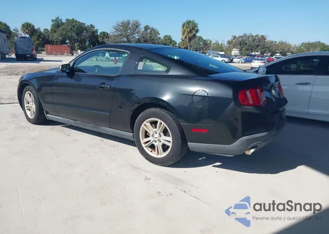 2012 Ford Mustang V6 z USA, uszkodzony, nr VIN 1ZVBP8AM2C5248761